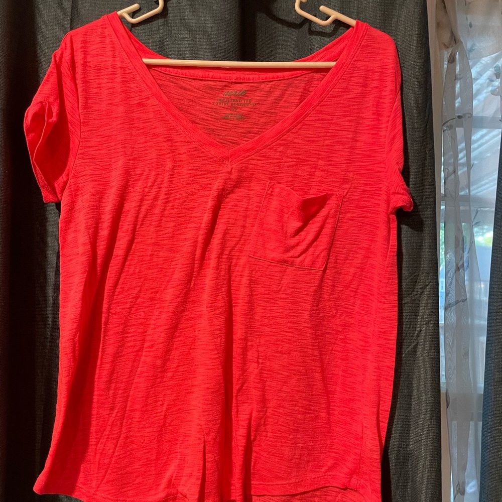 Aerie Red Short Sleeve Tee